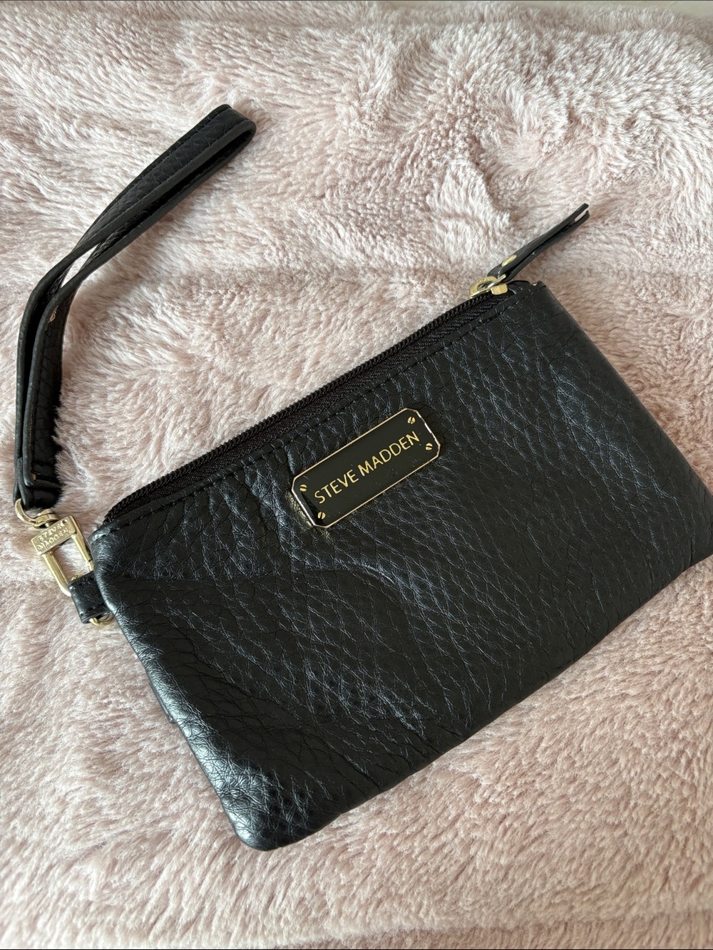 Steve Madden Black “Leather look”Wristlet Clutch with Gold Plate